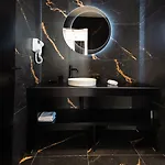 Hotel Destiny & 4*