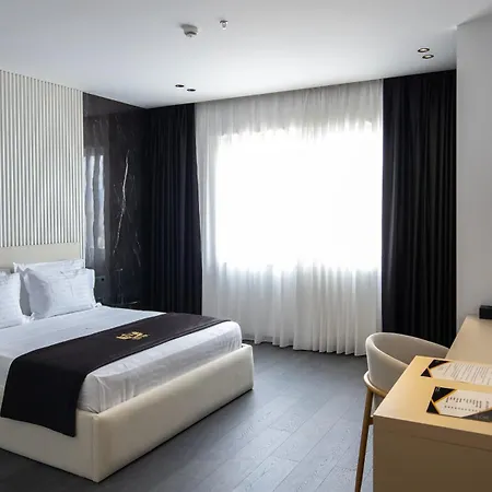 Otel Destiny & Yzberishti