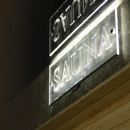 Szálloda Destiny & Yzberishti