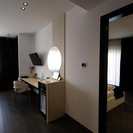 Otel Destiny & Yzberishti