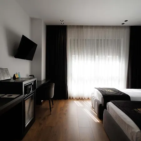 Otel Destiny & Yzberishti
