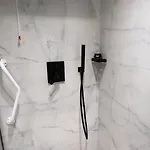 Szálloda Destiny &