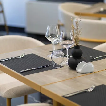 Destiny & Hotel Yzberishti