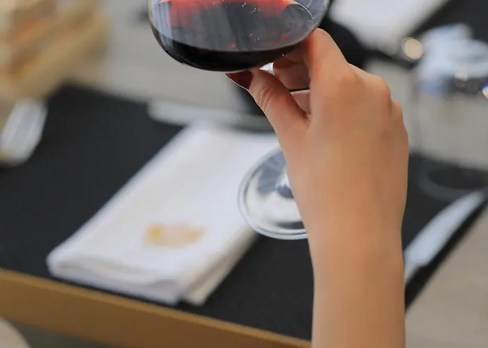 Hotel Destiny & Yzberishti